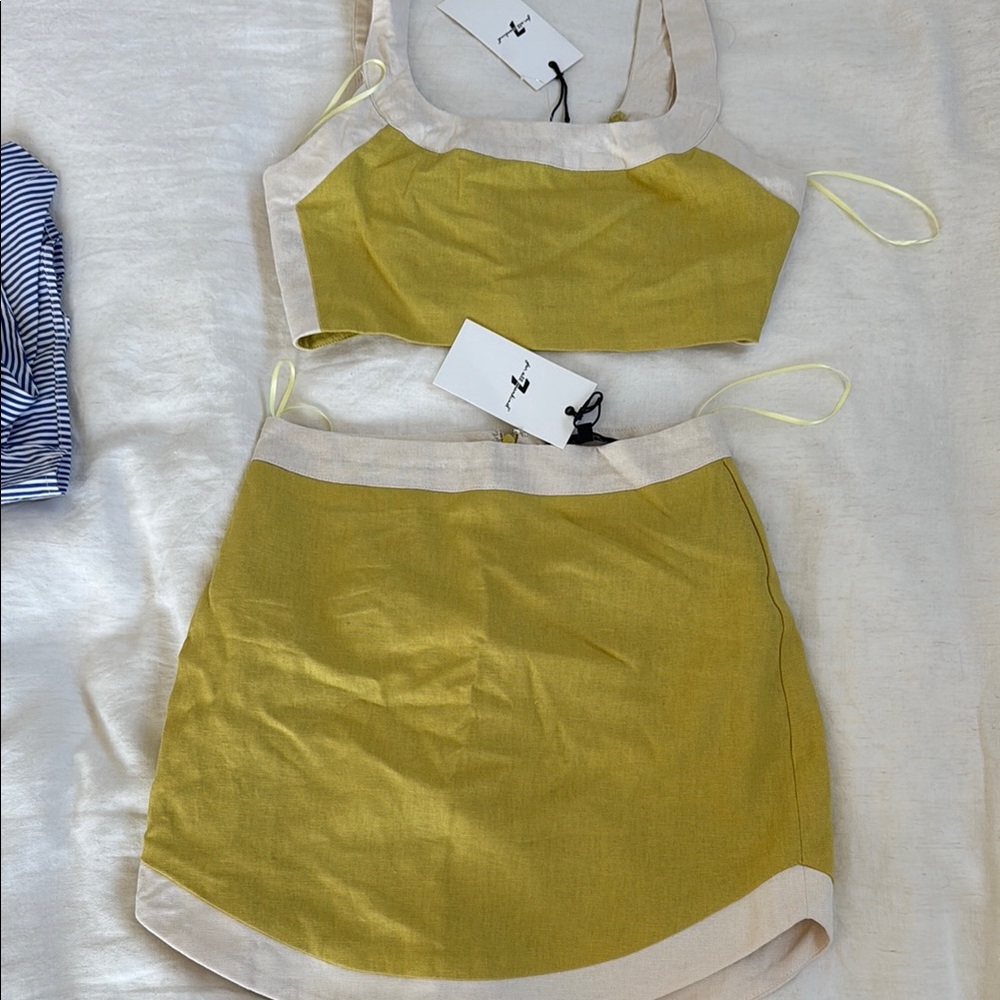 7 For All Mankind Yellow and Cream Mini Skirt Brand New! Super cute!